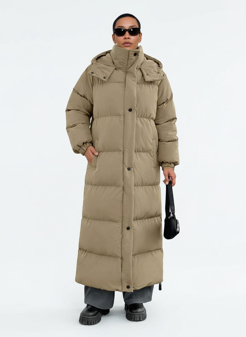 Damen Winter Steppmantel mit Kapuze – Lang, Warm &amp; Vielseitig